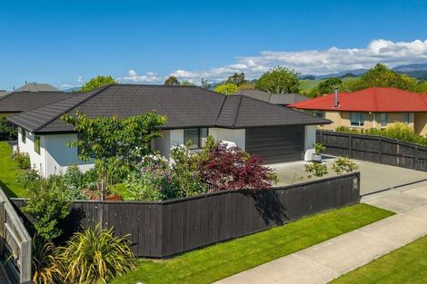 Photo of property in 6 George Fyfe Way, Wakefield, 7025