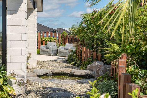 Photo of property in 24 Drabble Crescent, Papamoa Beach, Papamoa, 3118