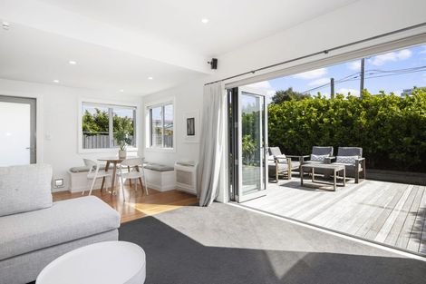 Photo of property in 20 Byron Street, Miramar, Wellington, 6022