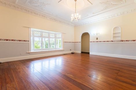 Photo of property in 10 Domain Road, Otaki, 5512