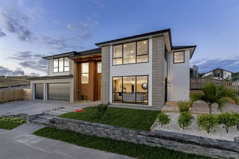 Photo of property in 3 Headsail Drive, Long Bay, Auckland, 0630