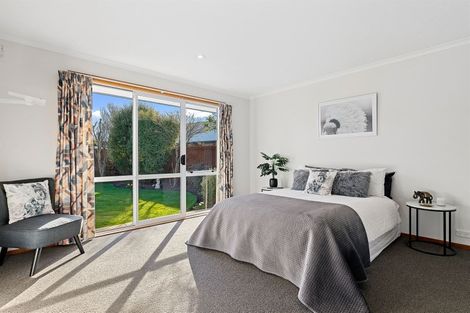 Photo of property in 10 Beauford Place, Parklands, Christchurch, 8083