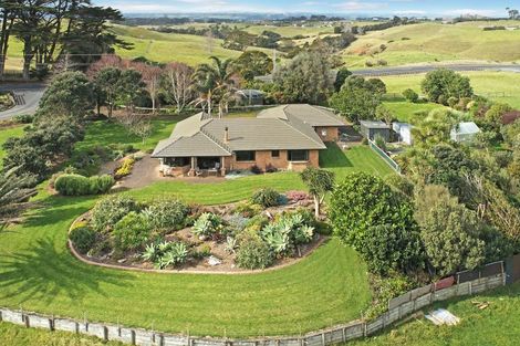 Photo of property in 1241 Awhitu Road, Pollok, Waiuku, 2684