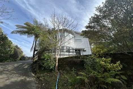 Photo of property in 33 Waitohu Road, York Bay, Lower Hutt, 5013
