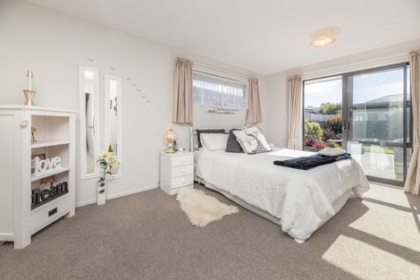 Photo of property in 5 Kestrel Place, Woolston, Christchurch, 8023