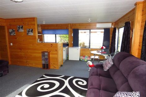 Photo of property in 31 Ngahue Crescent, Carters Beach, Westport, 7825