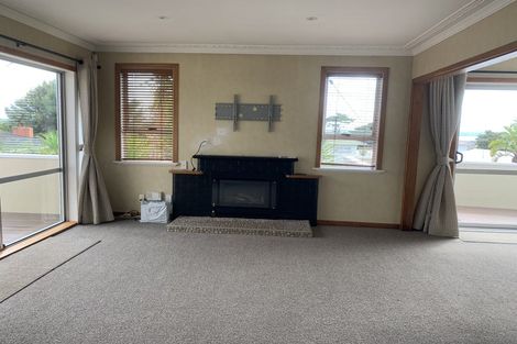 Photo of property in 30a Te Atatu Road, Te Atatu South, Auckland, 0610