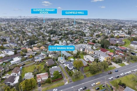 Photo of property in 2/312 Wairau Road, Glenfield, Auckland, 0629
