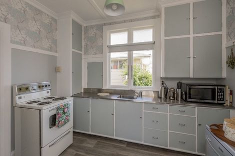 Photo of property in 2 Shamrock Street, Levin, 5510