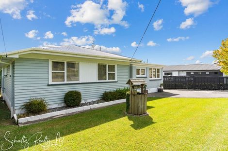 Photo of property in 25 Whaka Street, Maungaturoto, 0520