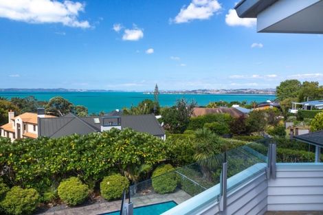 Photo of property in 201 Bleakhouse Road, Mellons Bay, Auckland, 2014