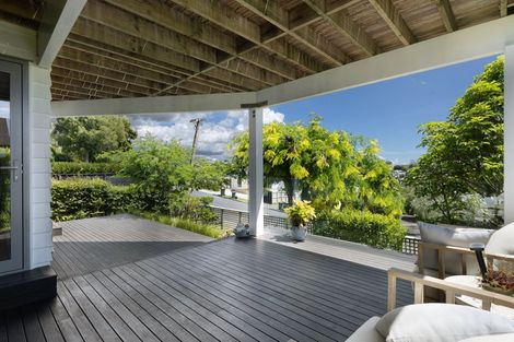 Photo of property in 1/60 Penzance Road, Mairangi Bay, Auckland, 0630