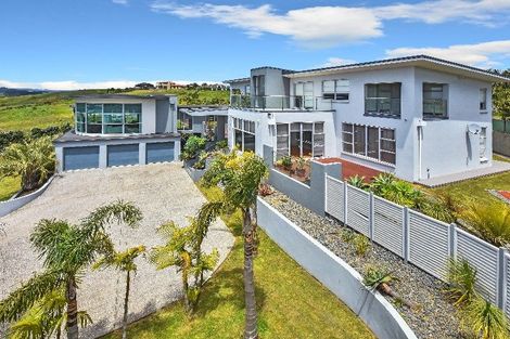 Photo of property in 776 Redoubt Road, Flat Bush, Auckland, 2019