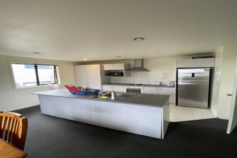 Photo of property in 8c Schnapper Rock Road, Schnapper Rock, Auckland, 0632