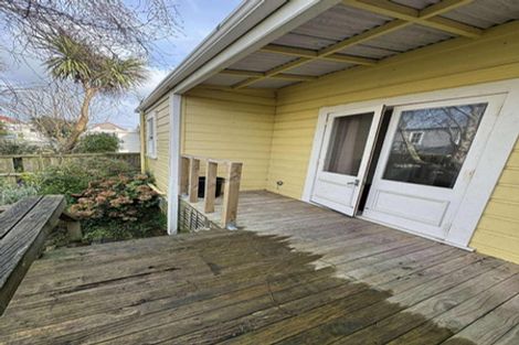 Photo of property in 12 Goring Street, Thorndon, Wellington, 6011