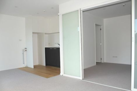 Photo of property in 8 Thompson Park Road, Mount Wellington, Auckland, 1060