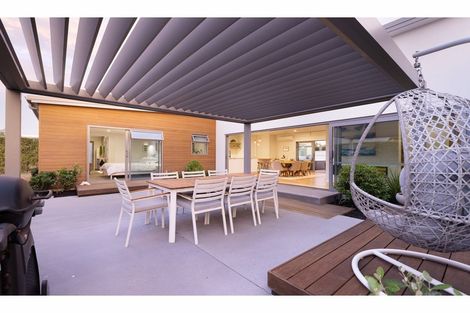 Photo of property in 19 Awatira Drive, Papamoa Beach, Papamoa, 3118