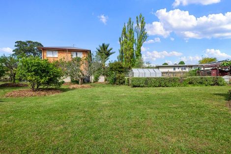 Photo of property in 25 Felgrove Street, Glendene, Auckland, 0602