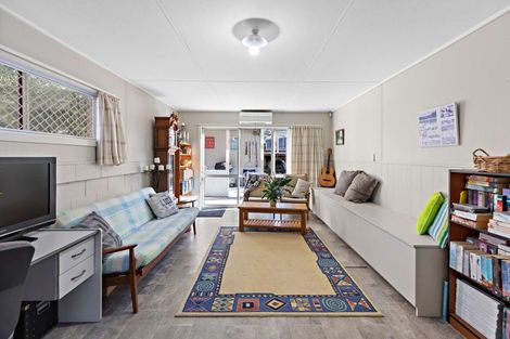 Photo of property in 12 Kennedy Drive, Levin, 5510