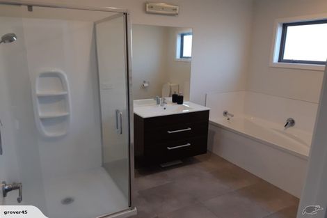 Photo of property in 37 Mangahewa Road, Tikorangi, Waitara, 4383