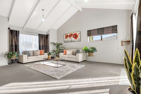 Photo of property in 100 Shakespeare Street, Leamington, Cambridge, 3432