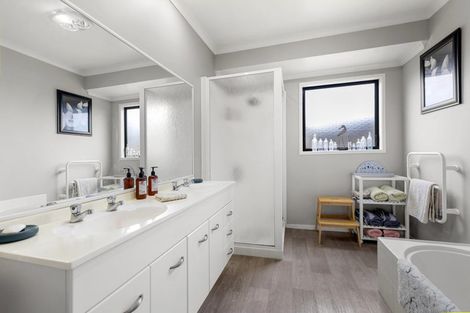 Photo of property in 34 Cate Road, Rototuna North, Hamilton, 3210