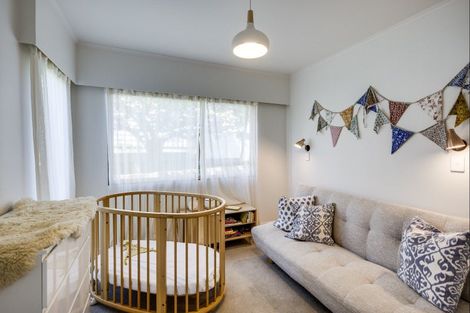 Photo of property in 2 Colenso Avenue, Hospital Hill, Napier, 4110