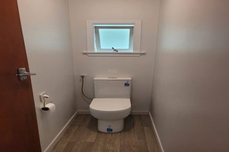 Photo of property in 368 Henderson Valley Road, Henderson Valley, Auckland, 0612