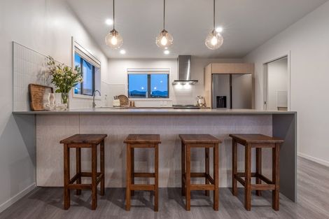 Photo of property in 12 Ash Close, Levin, 5510