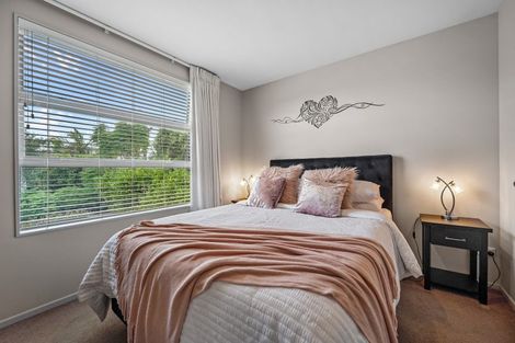 Photo of property in 67 Kittiwake Drive, Schnapper Rock, Auckland, 0632