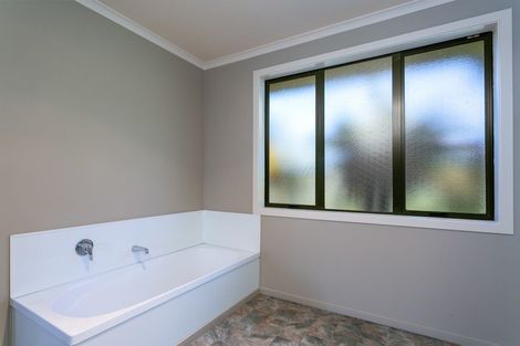 Photo of property in 3 Grace Avenue, Leamington, Cambridge, 3432