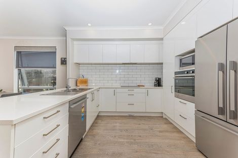 Photo of property in 52 Bomb Point Drive, Hobsonville, Auckland, 0616