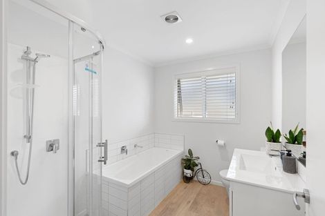 Photo of property in 29 Pohe Street, Waikanae, 5036