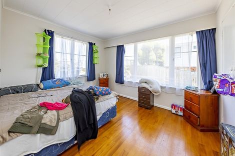 Photo of property in 51 Beaumonts Way, Manurewa, Auckland, 2102
