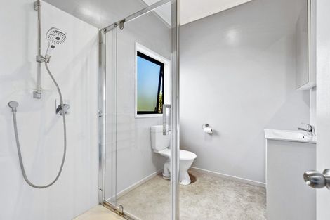 Photo of property in 50 Garton Drive, Massey, Auckland, 0614