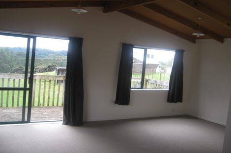 Photo of property in 451 Paremoremo Road, Paremoremo, Auckland, 0632