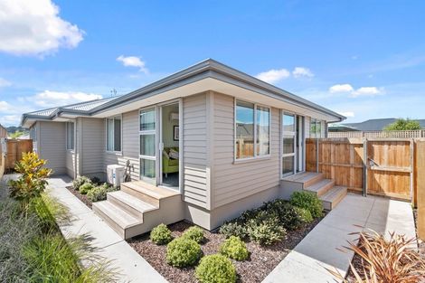 Photo of property in 2/166 Palmers Road, New Brighton, Christchurch, 8083