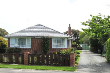 Photo of property in 32 Whitefield Street, Kaiapoi, 7630