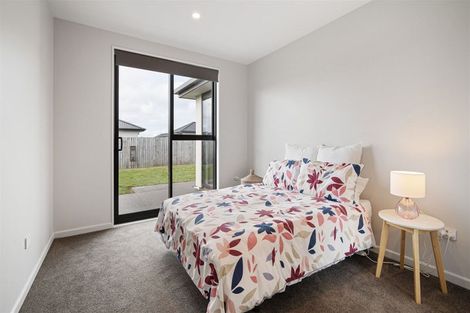 Photo of property in 10 Kingsbridge West, Burwood, Christchurch, 8083