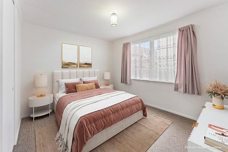 Photo of property in 1/95 Whites Line East, Waiwhetu, Lower Hutt, 5010