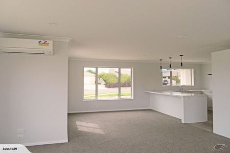 Photo of property in 2 Lassen Place, Stoke, Nelson, 7011