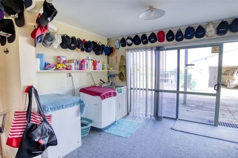 Photo of property in 2 Ngaparaoa Drive, Maketu, Te Puke, 3189