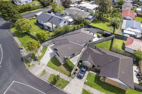 Photo of property in 2 Anna Lane, Glen Eden, Auckland, 0602