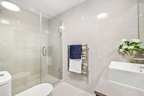 Photo of property in 11a Mimosa Place, Half Moon Bay, Auckland, 2012