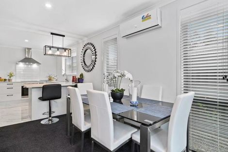 Photo of property in 21 Taffe Crescent, Pyes Pa, Tauranga, 3112