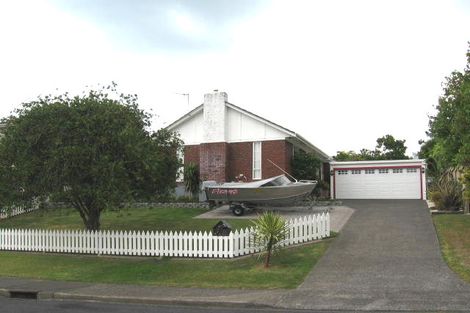 Photo of property in 41 Catalina Crescent, Forrest Hill, Auckland, 0620