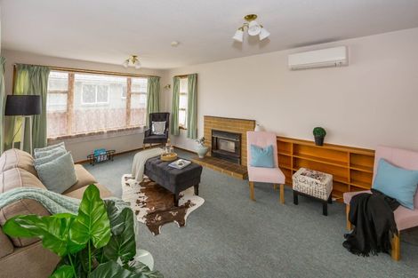 Photo of property in 32 Woodbury Street, Avonhead, Christchurch, 8042