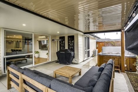 Photo of property in 27 Aparima Place, Awatoto, Napier, 4110