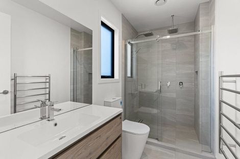 Photo of property in 228a Heta Road, Merrilands, New Plymouth, 4312