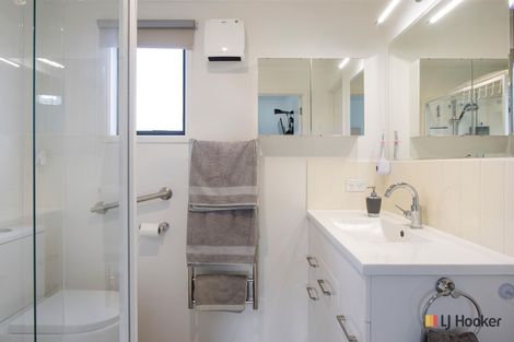 Photo of property in 10 Reel Road, Athenree, Waihi Beach, 3611